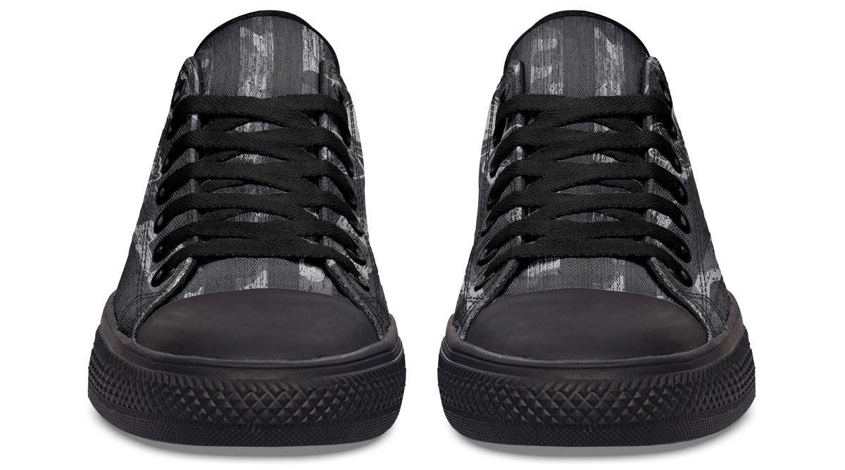 Dumbbell with Star Lowtop Sneaker - Image 4