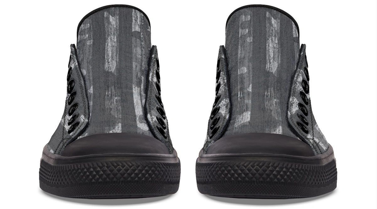 Dumbbell with Star Lowtop Sneaker - Image 5
